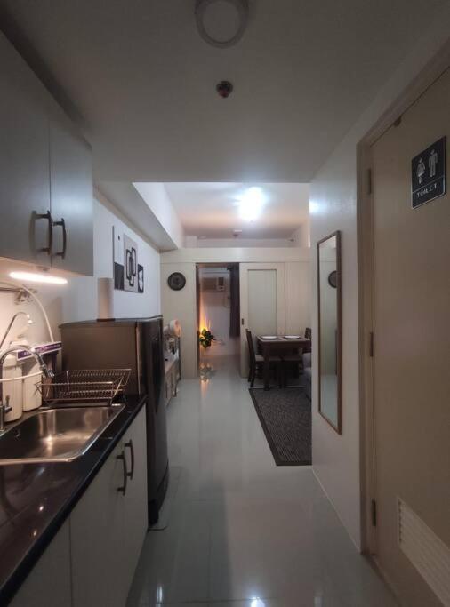 Apartamento Cozynest In Makati Manila Exterior foto